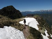 Salita al Laghetto di Pietra Quadra (2100 m. circa ) e al nuovo Rifugio Tre Pizzi-Pietra Quadra (2012 m) - FOTOGALLERY